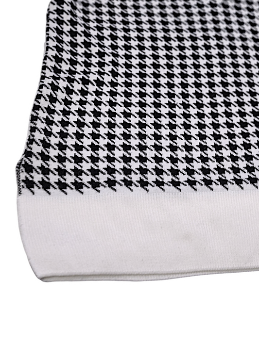 Preloved - PLT - Dogtooth Black & White Vest - Tank Top - V-Neck - Medium