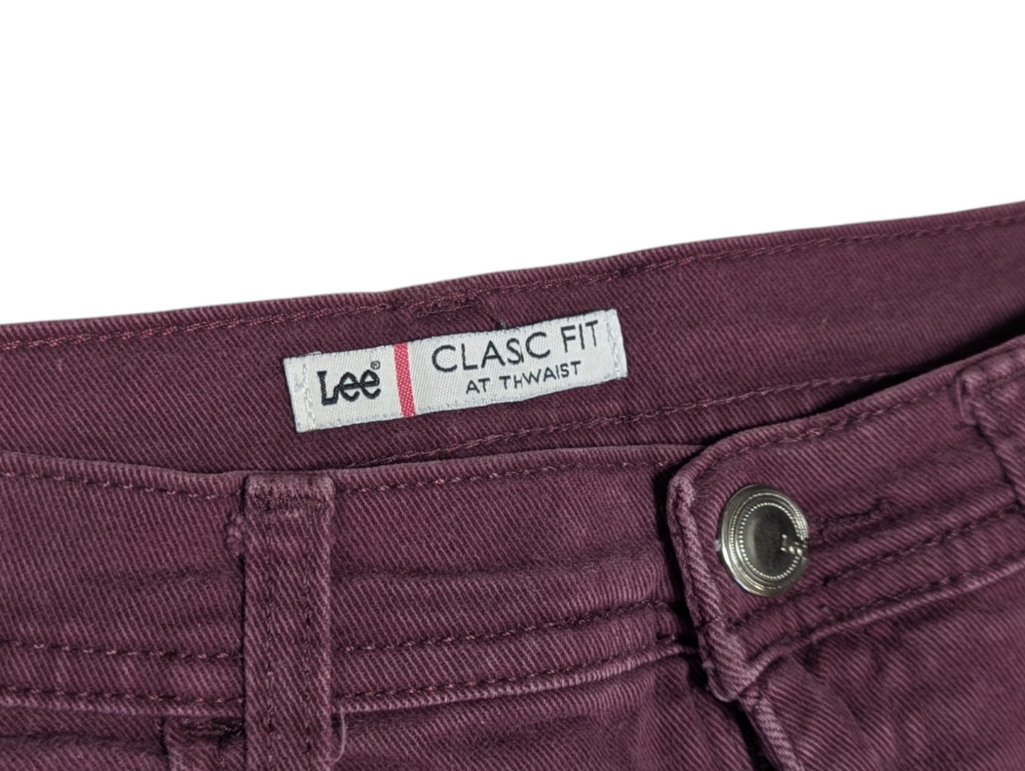 Lee Jeans Classic Fit at the waist - Straight Leg -Burgandy - W30 L28