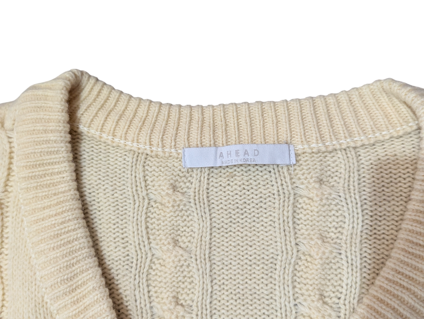 Ahead Preloved Cream Wool Cable Knit Jumper Medium